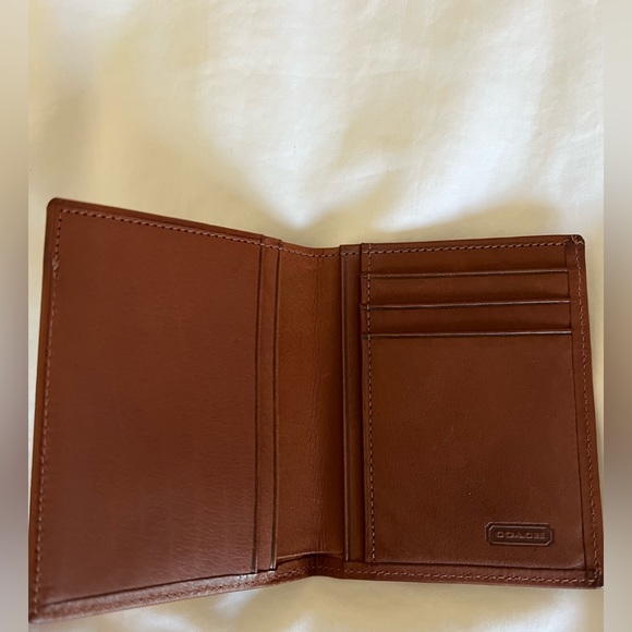 COACH MEN WALLET NEW!!!!! - Picture 2 of 2